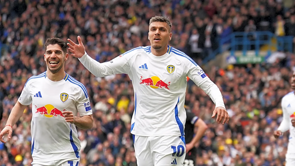 Burnley and Leeds Promoted to Premier League
